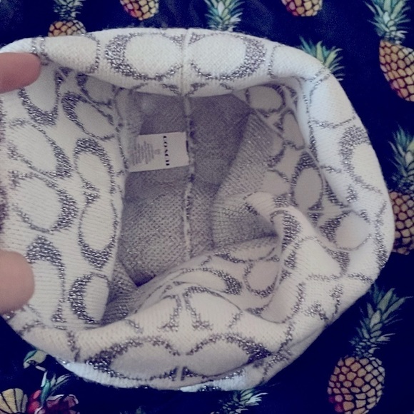 Disney Christmas 2025 Lil Rin Rin Plush Badge Red New